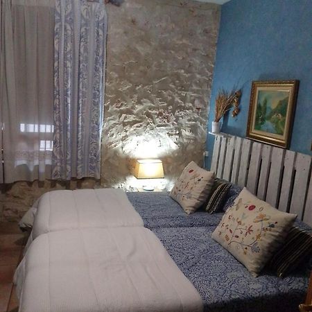 Habitación en Ocaña Exterior foto