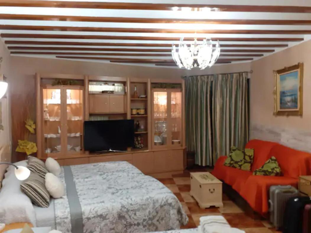 Habitación en Ocaña Exterior foto